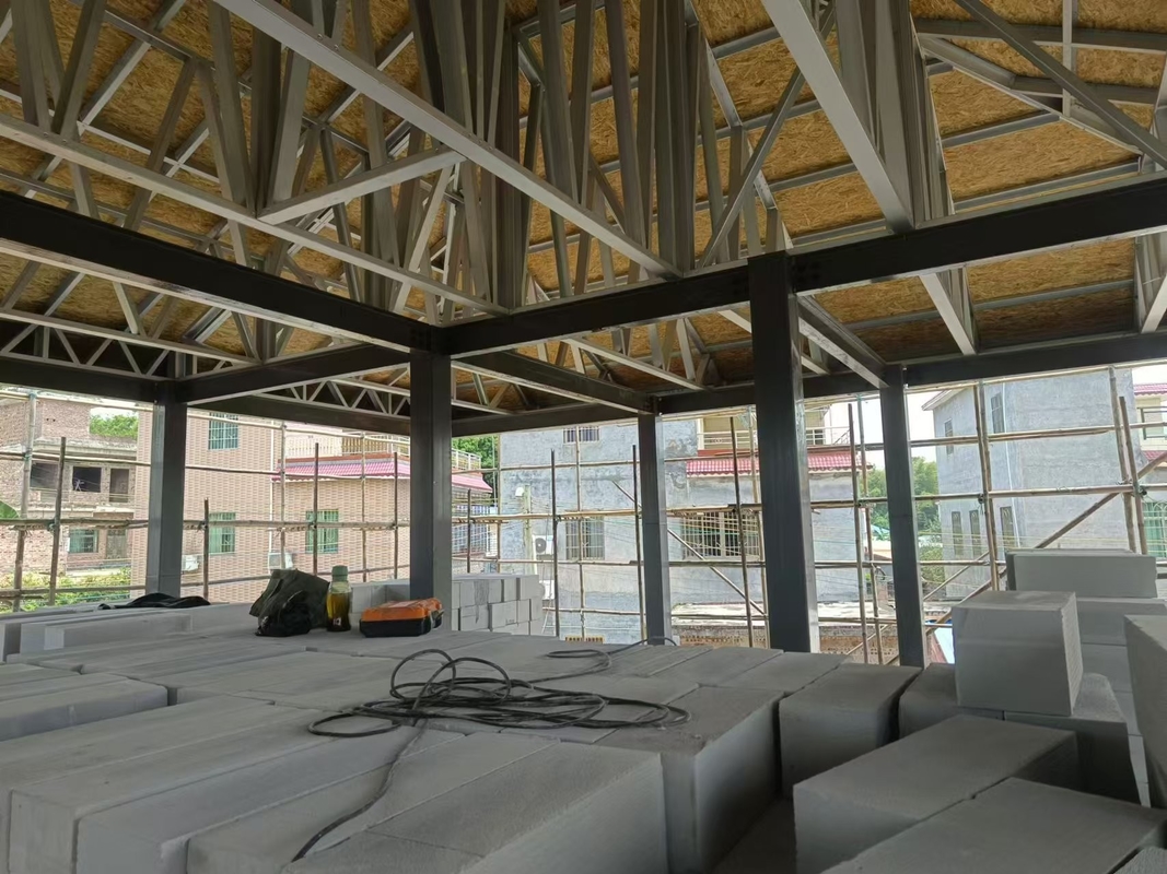 Kerangka Baja Ringan Keel Struktur Baja Prefabrikasi Villa Mewah Rumah Prefab Dua Lantai