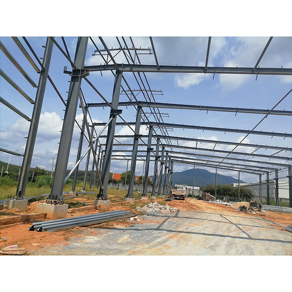 Struktur Baja Rumah Dinding Serat Cement Board untuk Pabrik Atap Panel Sandwich Resin Tile